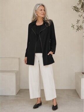 Eileen Fisher Women’s Size XS Asymmetrical Zip Jacket Classic Black City Chic